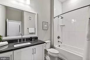2 Stationmaster St SE, Leesburg, VA 20175 - Photo 33