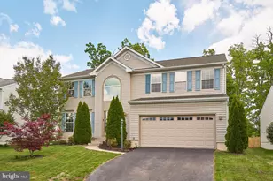20952 Hollyberry Ct, Ashburn, VA 20147 - Photo 3