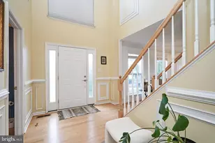 20952 Hollyberry Ct, Ashburn, VA 20147 - Photo 5