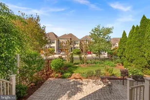 18349 Fairway Oaks Square, Leesburg, VA 20176 - Photo 13
