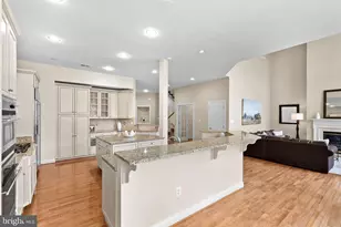 18349 Fairway Oaks Square, Leesburg, VA 20176 - Photo 43