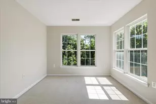 45618 Grand Central Sq, Sterling, VA 20166 - Photo 13