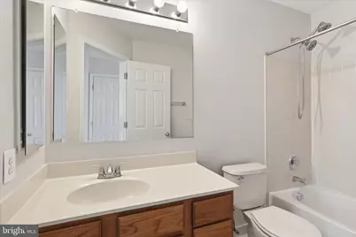 45618 Grand Central Square, Sterling, VA 20166 - Photo 17