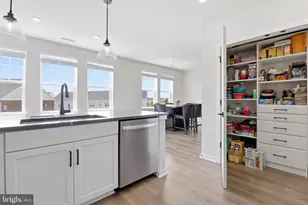 700 Mount Airy Ter NE, Leesburg, VA 20176 - Photo 13