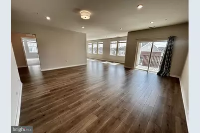 700 Mount Airy Terrace NE #301, Leesburg, VA 20176 - Photo 3