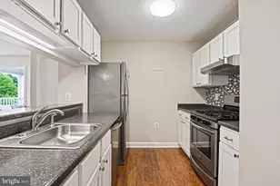 21013 Timber Ridge Terrace, Ashburn, VA 20147 - Photo 5