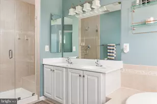 19209 Kepharts Mill Terrace, Leesburg, VA 20176 - Photo 33
