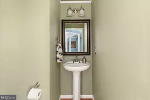 19209 Kepharts Mill Terrace, Leesburg, VA 20176 - Photo 21