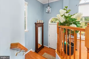19209 Kepharts Mill Terrace, Leesburg, VA 20176 - Photo 3