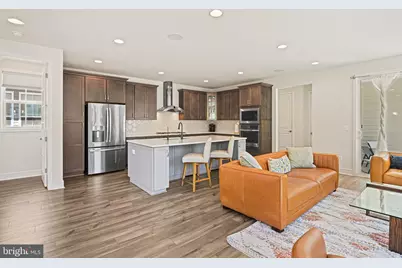 23099 Glenwood Heights Circle, Brambleton, VA 20148 - Photo 17