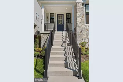 23099 Glenwood Heights Circle, Brambleton, VA 20148 - Photo 5