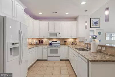 44367 Oakmont Manor Square, Ashburn, VA 20147 - Photo 11