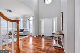 42671 Leaflet Ln, Chantilly, VA 20152 - Photo 5