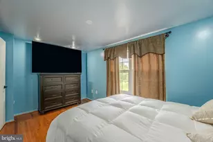 24 Huntley Ct, Sterling, VA 20165 - Photo 13