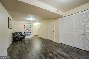 24 Huntley Ct, Sterling, VA 20165 - Photo 19