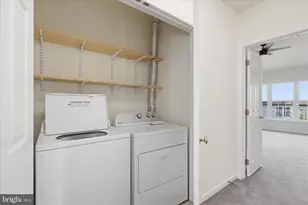 25828 Kirkwood Square, Chantilly, VA 20152 - Photo 23