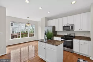 557 Edmonton Terrace NE, Leesburg, VA 20176 - Photo 13