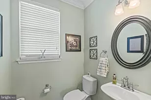 20317 Vermeer St, Ashburn, VA 20147 - Photo 15