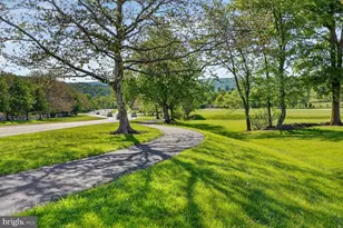 17565 Brookville Ct, Round Hill, VA 20141 - Photo 47