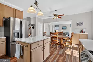17565 Brookville Ct, Round Hill, VA 20141 - Photo 9