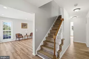 803 Hallyard Ct SE, Leesburg, VA 20175 - Photo 7