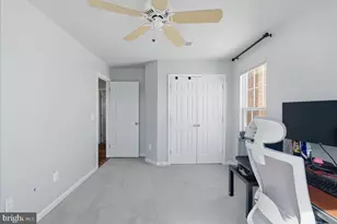20361 Hartwell St, Ashburn, VA 20147 - Photo 25