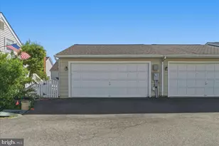20361 Hartwell St, Ashburn, VA 20147 - Photo 3