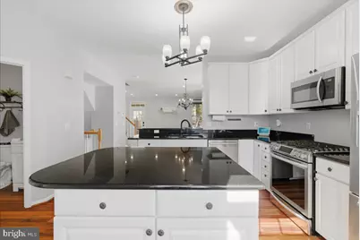 20361 Hartwell Street, Ashburn, VA 20147 - Photo 9