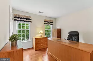 43528 Clivedon Ct, Ashburn, VA 20147 - Photo 31