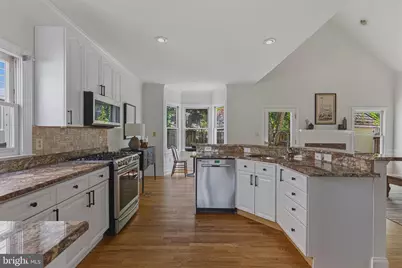 106 Harrison Street NE, Leesburg, VA 20176 - Photo 23