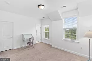 35124 Greyfriar Dr, Round Hill, VA 20141 - Photo 49