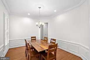 35124 Greyfriar Dr, Round Hill, VA 20141 - Photo 11