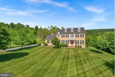 35124 Greyfriar Drive, Round Hill, VA 20141 - Photo 3