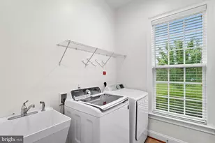 35124 Greyfriar Dr, Round Hill, VA 20141 - Photo 31