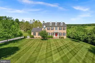 35124 Greyfriar Dr, Round Hill, VA 20141 - Photo 1