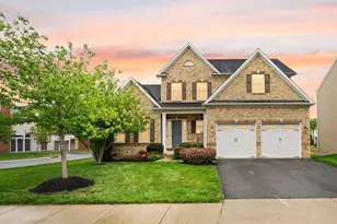 41486 Carriage Horse Dr, Aldie, VA 20105 - Photo 1
