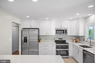 1208 E Iberia Rd, Sterling, VA 20164 - Photo 13