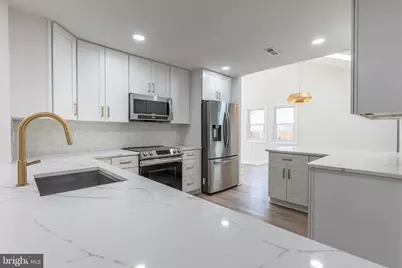 230 E Juniper Avenue, Sterling, VA 20164 - Photo 13