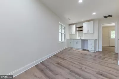 230 E Juniper Avenue, Sterling, VA 20164 - Photo 21