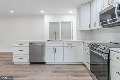 230 E Juniper Avenue, Sterling, VA 20164 - Photo 11