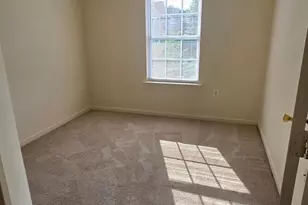 643 McLeary Square SE, Leesburg, VA 20175 - Photo 13
