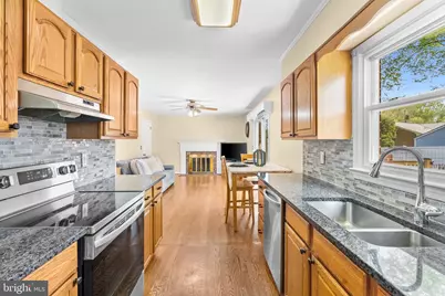 314 Belmont Place SW, Leesburg, VA 20175 - Photo 13