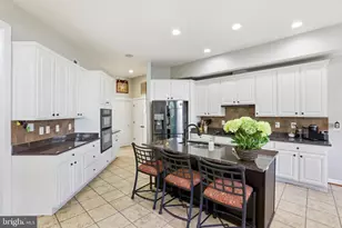 43642 Hartshire Terrace, Leesburg, VA 20176 - Photo 7