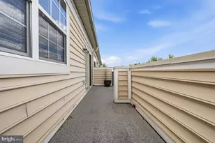 22715 Settlers Trail Terrace, Brambleton, VA 20148 - Photo 33