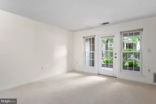 21029 Timber Ridge Terrace, Ashburn, VA 20147 - Photo 5