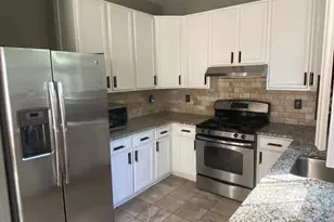 21733 Tottenham Hale Ct, Sterling, VA 20166 - Photo 3