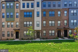 44617 Wolfhound Sq, Ashburn, VA 20147 - Photo 1
