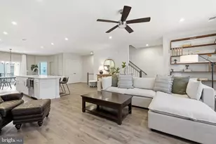 44617 Wolfhound Sq, Ashburn, VA 20147 - Photo 3