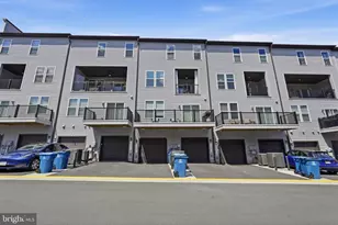 44617 Wolfhound Sq, Ashburn, VA 20147 - Photo 25