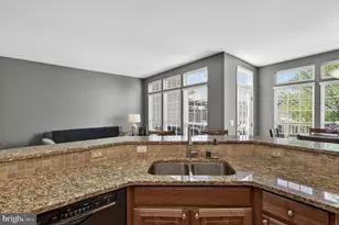 19189 Kepharts Mill Terrace, Leesburg, VA 20176 - Photo 15